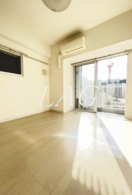 【居間・リビング】 | Ｖｅｒｏｎａ府中Ｌｕｓｓｏ | 洋室のお部屋です。