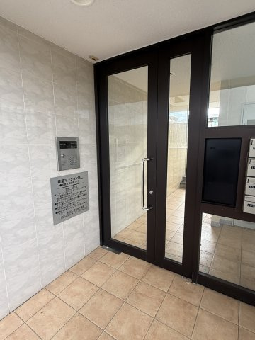 蔵屋マンション第二のエントランス