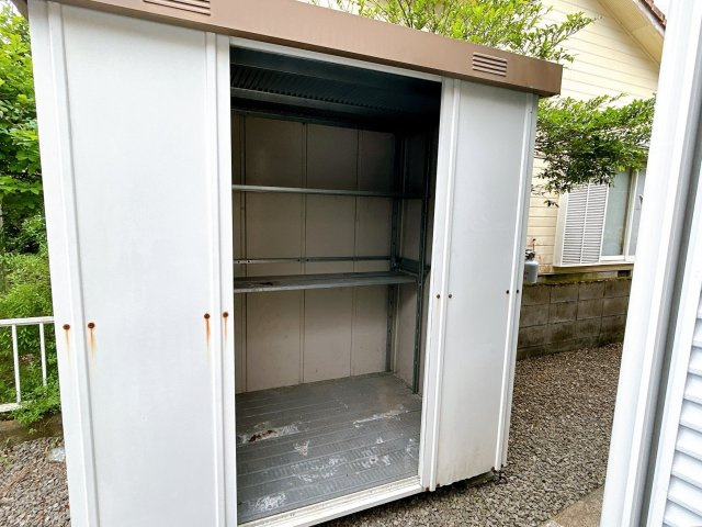 都城市都島町の中古一戸建の設備|倉庫
