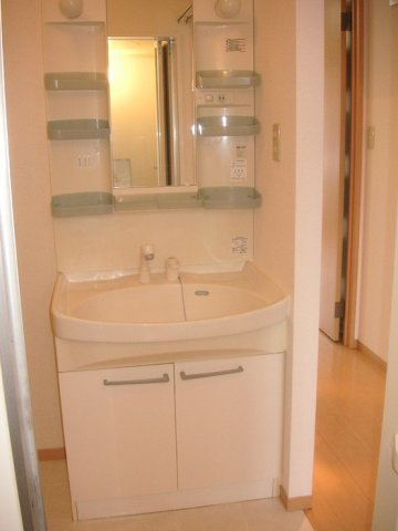 ラ･ペジブルの独立洗面台|洗面所