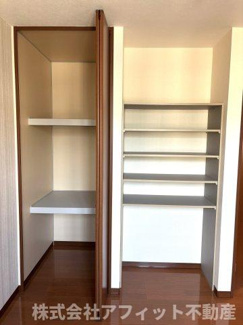 【その他】 | TIME&STYLE EAST | 洋室5.5帖の収納