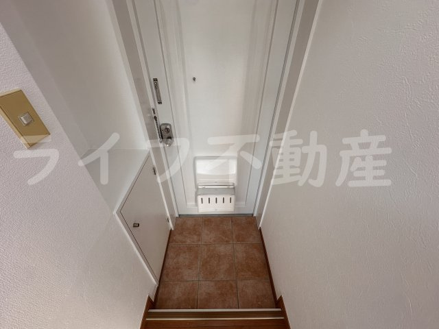 TAIHOメゾン大今里の玄関