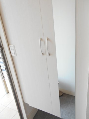 【玄関】 | ラ・ルーチェ(川越) | 玄関