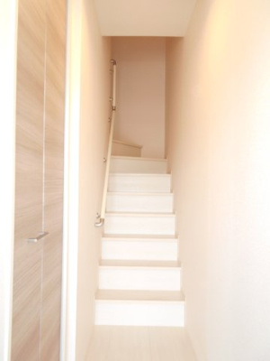 【玄関】 | ラ・ルーチェ(川越) | 玄関