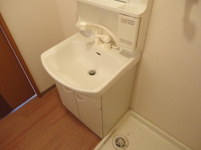 クレマチスの洗面所|洗面