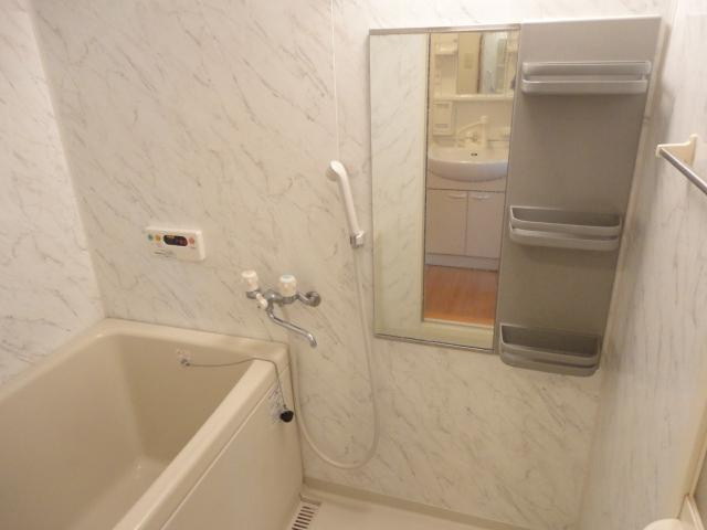 クレマチスの浴室|バス