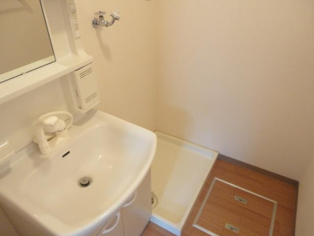 クレマチスの洗面所|洗面