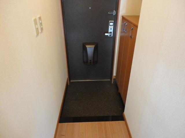 クレマチスの玄関|玄関