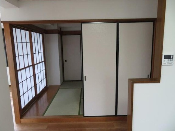 ハウスポート都立家政ビルの和室