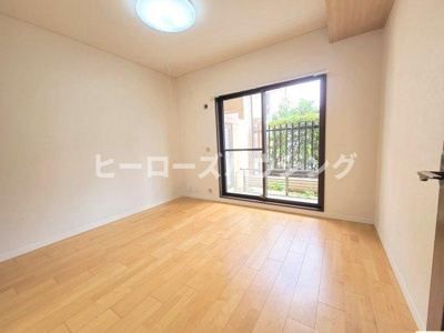 【居間・リビング】 | ロイヤル豊中玉井町