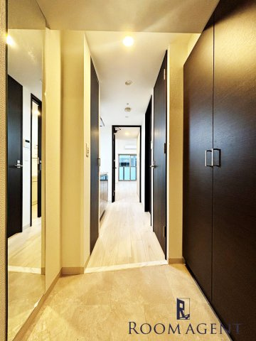 エステムコート名古屋TWIN　WESTの玄関