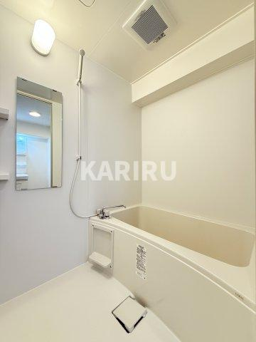 三恵上新庄ハイツの浴室