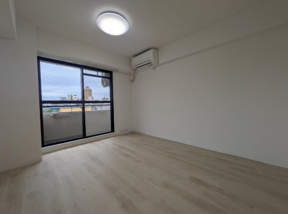 ハローグリーンハイツ岡本の居間・リビング