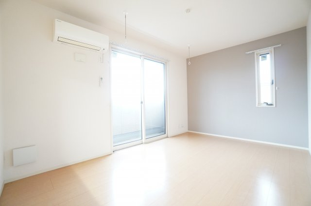 【居間・リビング】 | PARK HILLS MIYAKO A | ※同物件・同タイプの写真です。