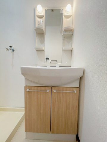 匠の洗面所|脱衣スペースもあります