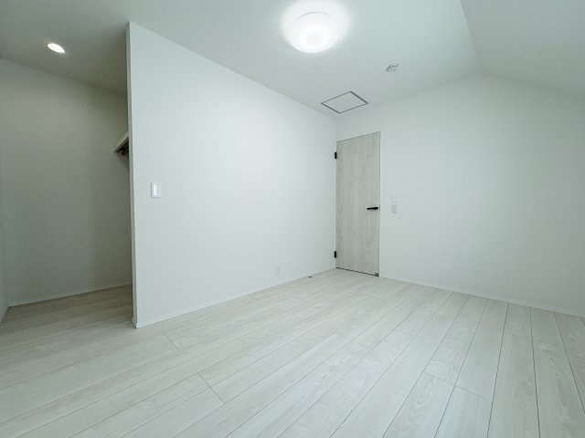 練馬区平和台3丁目 全3棟 3号棟|2階6所洋室は整形なお部屋なので家具のレイアウトもしやすいです
