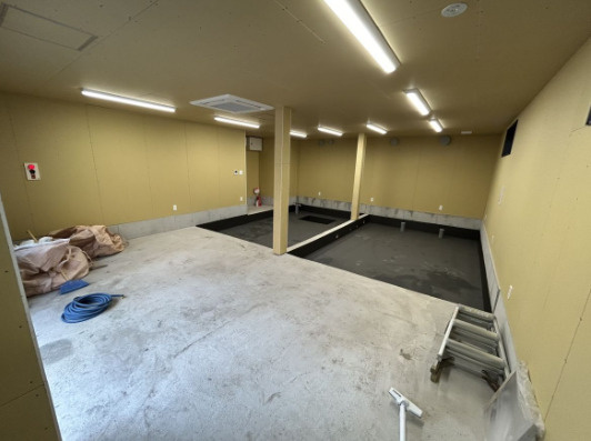 寿町3丁目店舗の内装