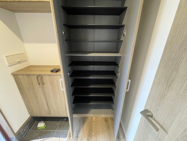 貸家　二の宮1丁目B棟の玄関