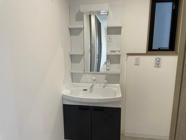貸家　二の宮1丁目B棟の洗面所