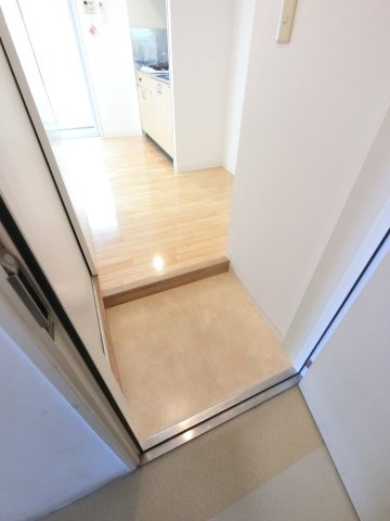 リエス千葉新宿の玄関