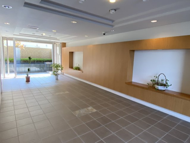 アルファステイツ神拝のエントランス