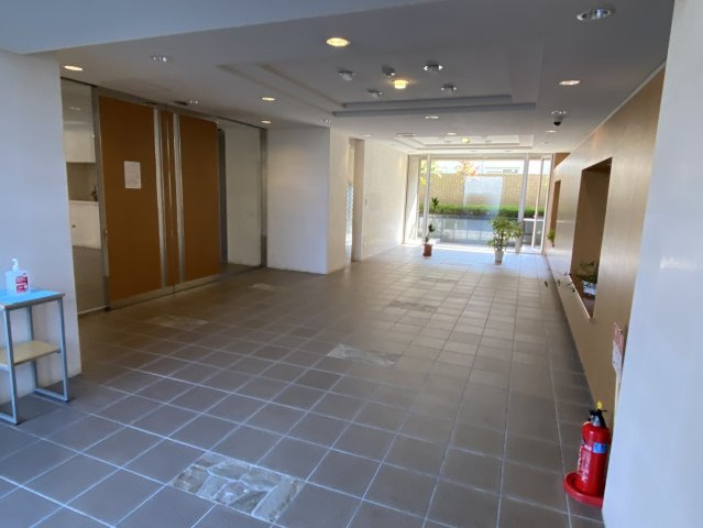 アルファステイツ神拝のエントランス