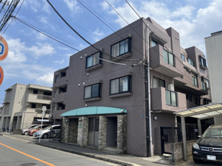 【外観】 | 平成8年完成、新耐震基準マンション
管理状態良好です。
