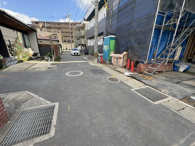 【その他】 | 福岡市東区香椎駅東1丁目3期　1号棟（全1棟）【仲介手数料無料・0円】 | 現地写真。前面道路です。