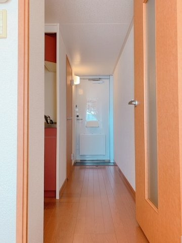 レオパレスＡＫＵＲＡⅡの玄関