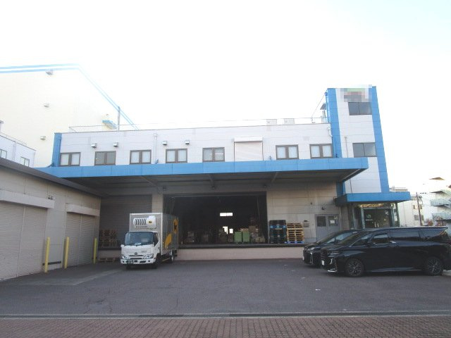 江戸川区臨海町３丁目の倉庫