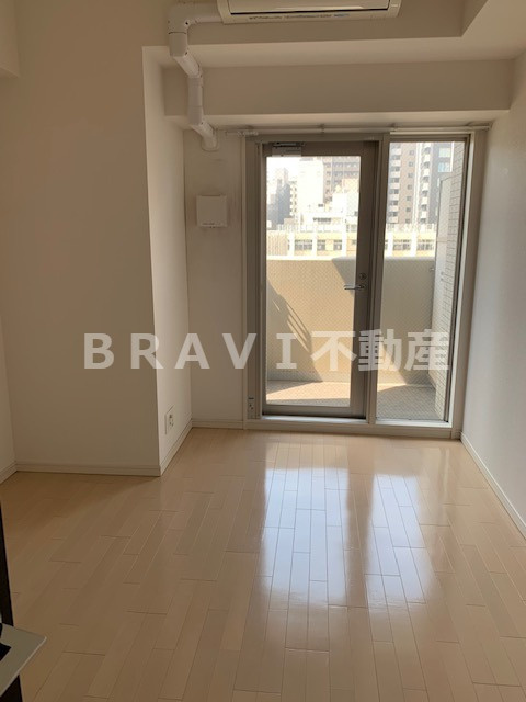 アドバンス大阪城レガーレ　BRAVI不動産の居間・リビング|【アドバンス大阪城レガーレ】ゆったり過ごせる居間です