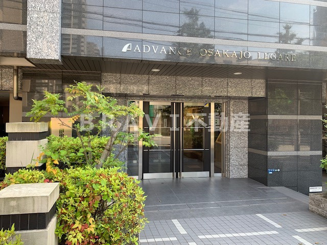 アドバンス大阪城レガーレ　BRAVI不動産のエントランス|【アドバンス大阪城レガーレ】清潔なエントランスです