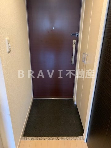 アドバンス大阪城レガーレ　BRAVI不動産の玄関|【アドバンス大阪城レガーレ】ゆったりとした玄関です