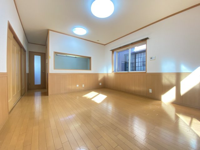 【居間・リビング】