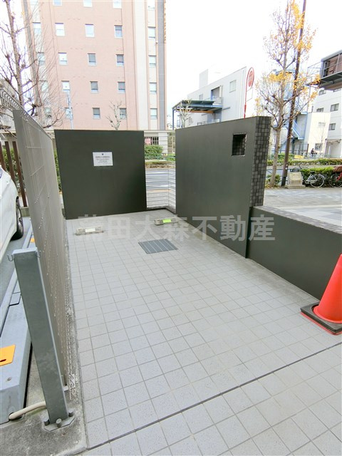 レジディア蒲田Ⅴの駐車場
