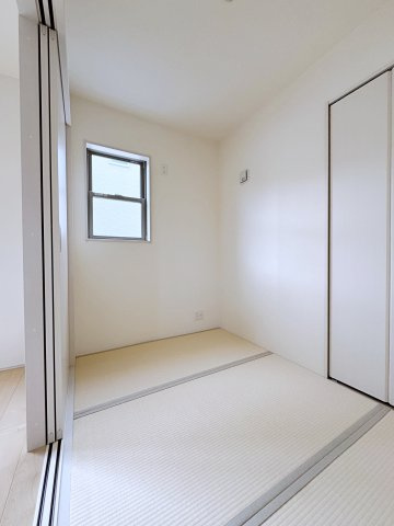 新築戸建・新築建売　福島市笹谷字塗谷地【長期優良住宅】笹谷小・信陵中の和室|用途に応じてアレンジのできる洋風も取り入れた和室！