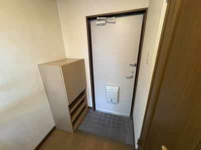 【玄関】 | ベルフラワー山野井