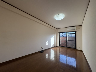 【居間・リビング】 | ベルフラワー山野井