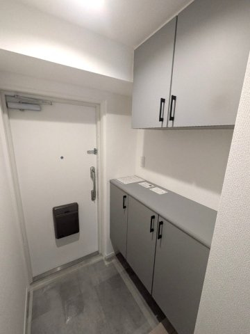 ヒューマンスクエア武蔵浦和の玄関|落ち着いた玄関です