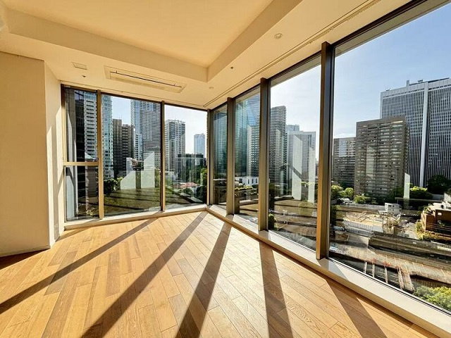 港区虎ノ門４丁目の賃貸マンションの居間・リビング
