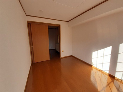 【居間・リビング】 | メゾンコニファーⅡ | おしゃれなリビングです