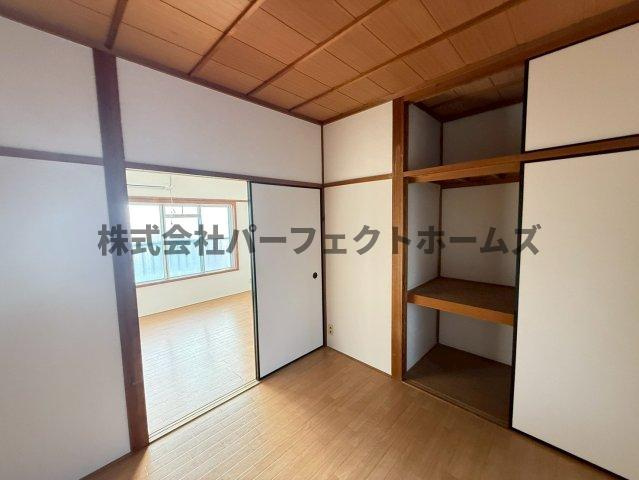 緑町マンションの収納|小物を収納するのに便利です