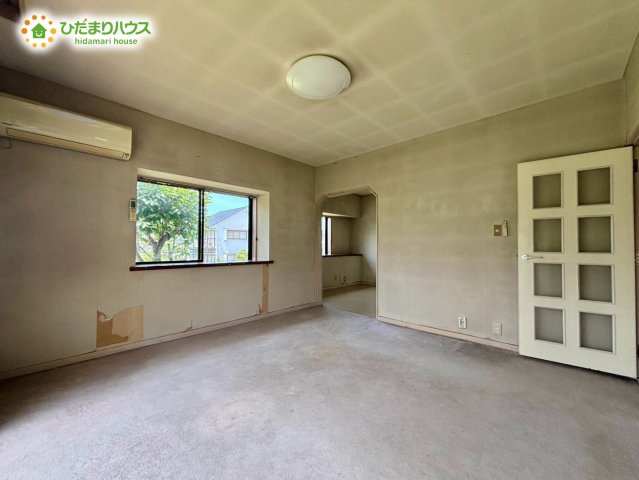 野田市三ツ堀　中古戸建の居間・リビング