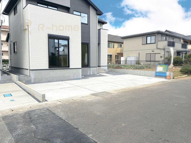 取手市井野9期　新築戸建て　2号棟の駐車場|カースペースは2台お停めいただけます♪