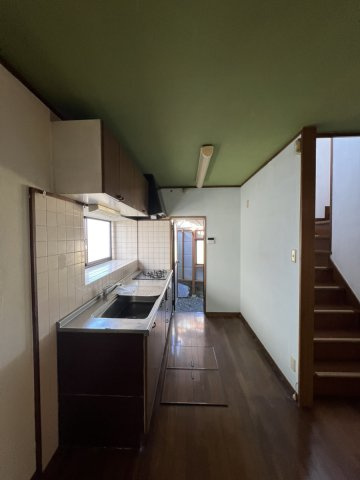 竹原町戸建てのキッチン