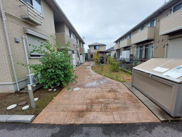 グレイス鷺沼台Bの庭