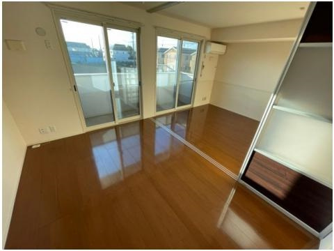 グレイス鷺沼台Bの居間・リビング