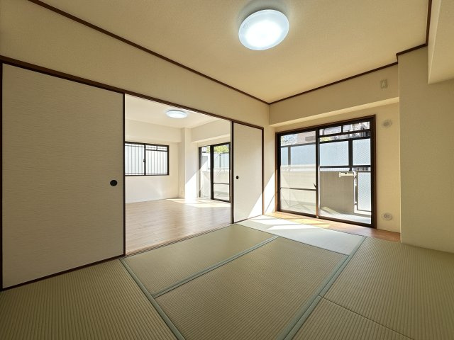 ライオンズマンション朝霧ヶ丘第2の和室