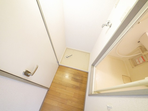 レオパレストミタⅡのその他|室内洗濯機置き場