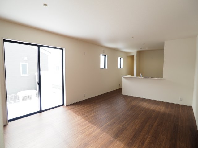 【居間・リビング】 | Livele Garden.S　平野第８　1号棟 | ★内覧予約で新米4kg★